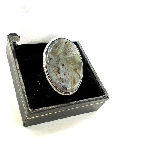 504 - Silver agate ring, ring size M, overall weight 9,5g