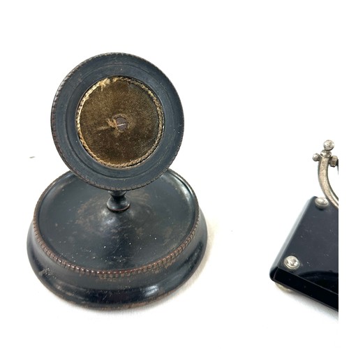 532 - 2 Victorian watch holders