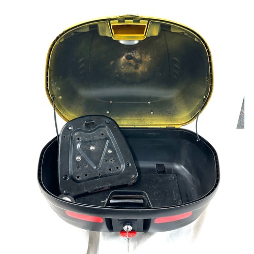 349 - Motorcycle top box with fittings and 2 keys