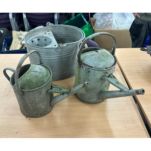 100D - Selection of galvanised items includes buckets, bath etc