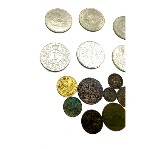 516 - Selection of assorted coins vintage and later