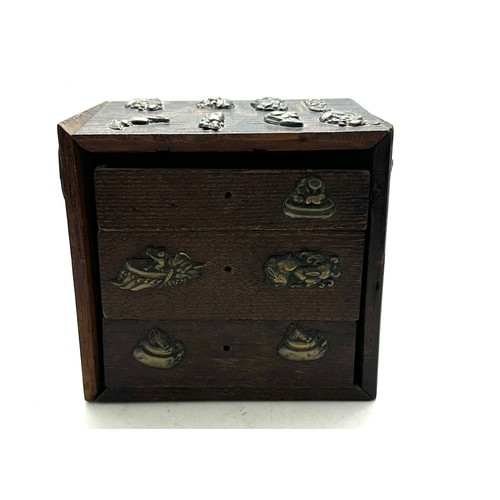 481 - Small japanese elm chest of drawers measures approximately 5 inches wide 3.5 inches depth