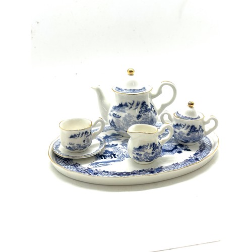 463 - Miniature blue and white Regal pottery tea set