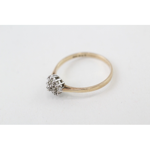 123 - 9ct gold diamond cluster ring (1.7g)