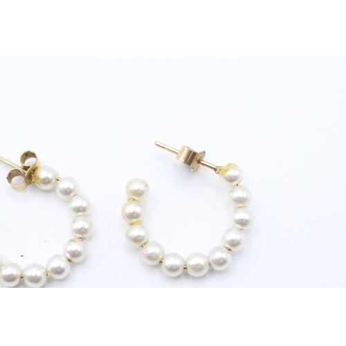 158 - 9ct gold simulated pearl half hoop earrings (0.8g)