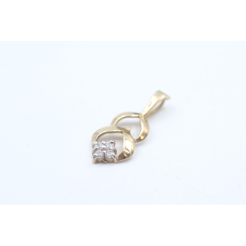 184 - 9ct gold cubic zirconia drop pendant (0.7g)