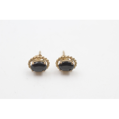 199 - 9ct gold vintage oval cut sapphire stud earrings (1.1g)