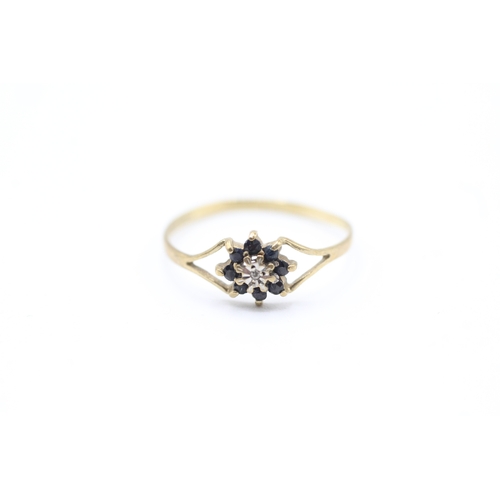 208 - 9ct gold vintage sapphire and diamond floral cluster dress ring (0.7g)