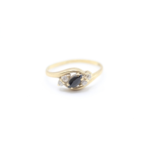 235 - 9ct gold sapphire and diamond passover dress ring (1.5g)