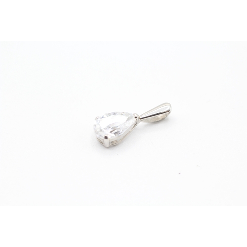 240 - 9ct white gold pear cut cubic zirconia pendant (0.5g)