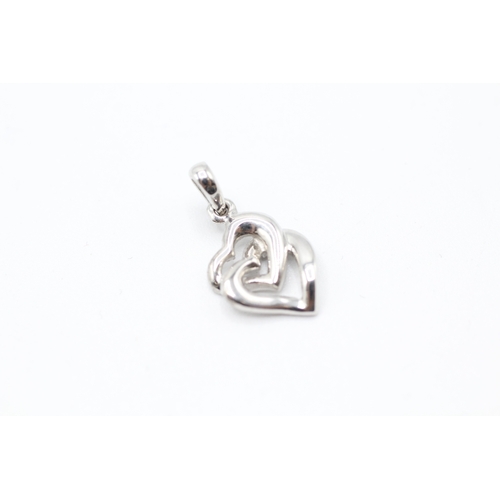 241 - 9ct white gold interlocking hearts pendant (0.7g)