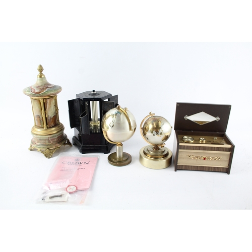 489 - Vintage Desk Items Inc Novelty Globe, Clock & Cigarette Dispenser/Carousel x 5