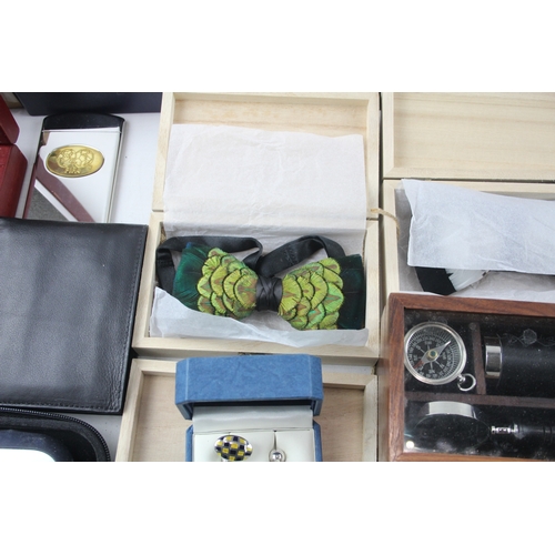 509 - Gents Joblot Inc Vintage, Cufflinks, Wallet, Shavers, Bowtie, Grooming, Etc