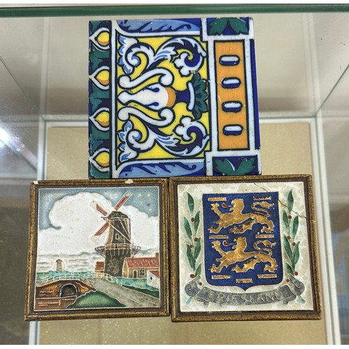 538 - Three vintage potter tiles