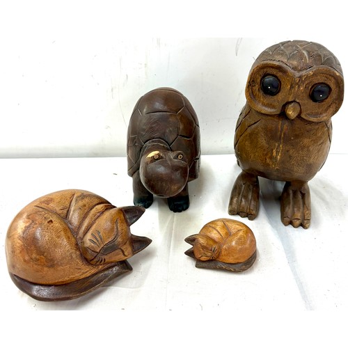 81 - Selection wooden animal ornaments to include an owl, tortoise (a/f) , 2 cats