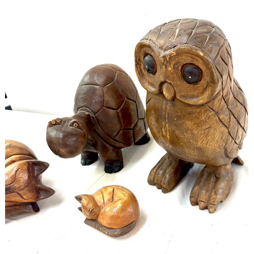 81 - Selection wooden animal ornaments to include an owl, tortoise (a/f) , 2 cats