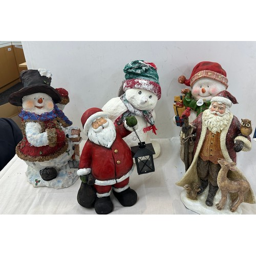 358 - Selection of freestanding Christmas decorations, tallest measures 16 inches