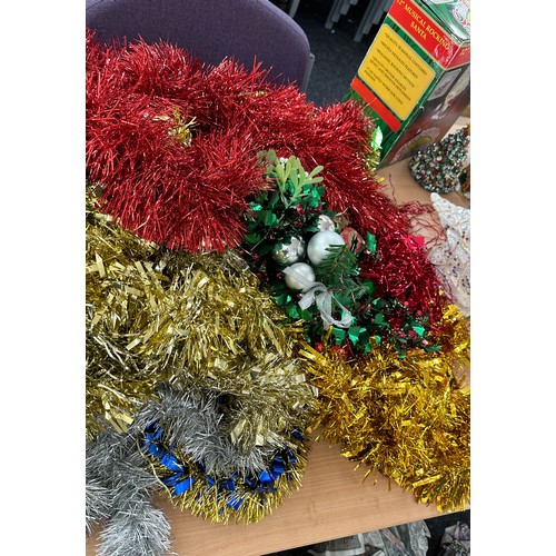 335 - Selection of vintage and later Christmas tinsel decoration