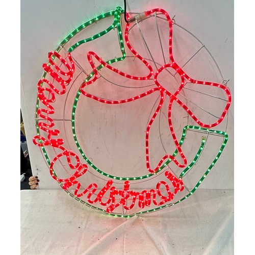 364 - Indoor / Outdoor Light up Christmas Wreath decoration, working order, approximate diameter 31 inches