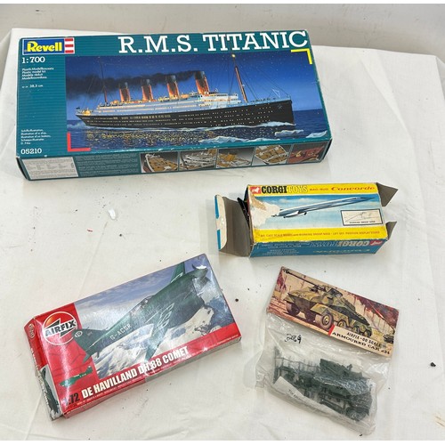 456 - Selection of model kits to include Revell R.M.S Titanic etc