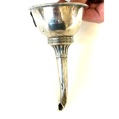 472 - Silver wine funnel George III, London 1795 maker Robert Hennell and David Hennel II, family crest of... 