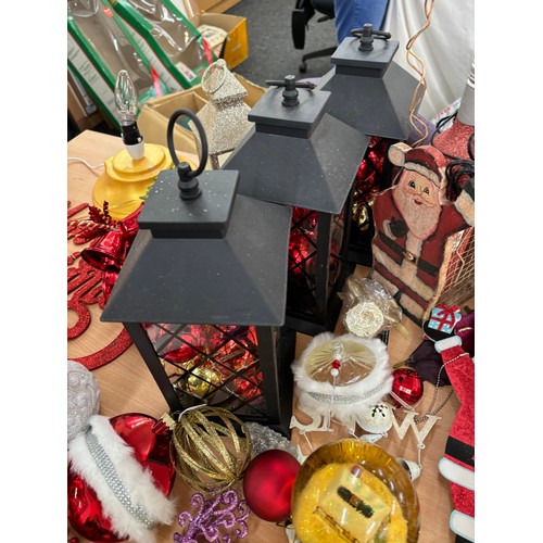 332 - Large selection Christmas decorations to include baubles, signs, gift bags, lanterns, etc