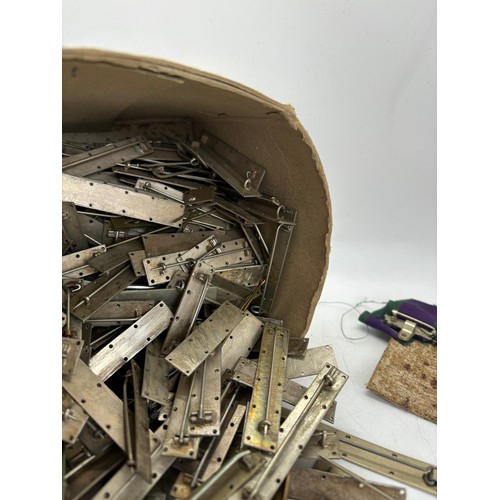 581 - Miniature medal mounting bars, dealers lot