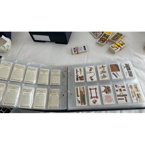 92 - Selection of vintage cigarette cards