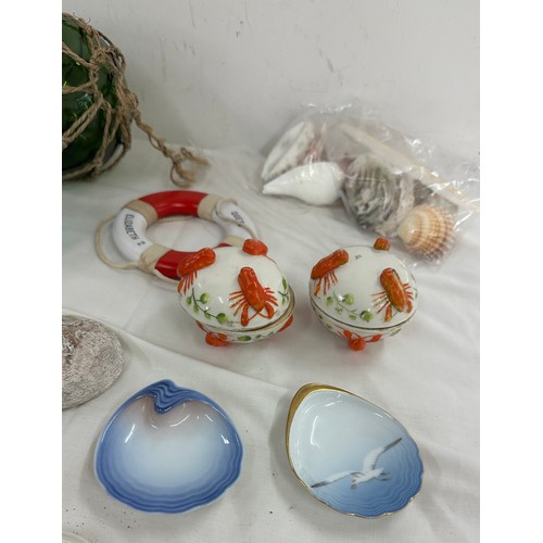 70A - Selection of sea shells and sea related items