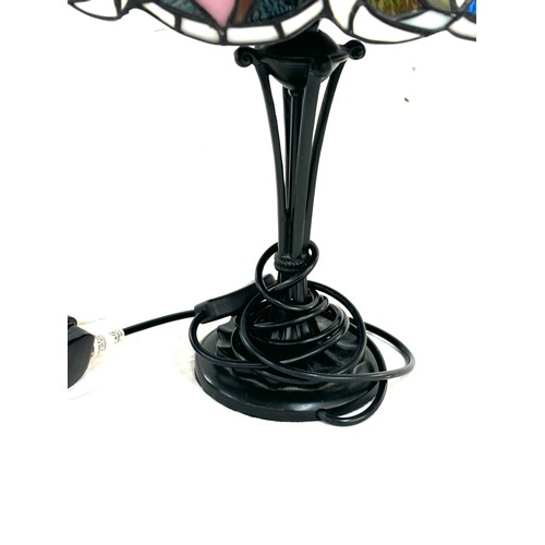 17 - Tiffany style lamp in working order