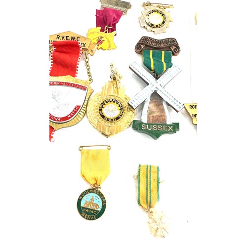 568 - Selection of commemorative medals