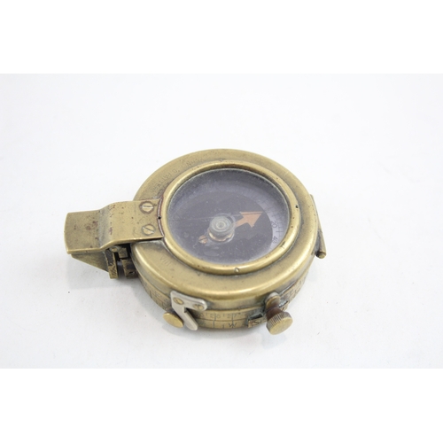 452 - WW1 1917 Dated British Military Compass 6yF-L