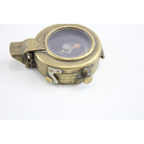 452 - WW1 1917 Dated British Military Compass 6yF-L