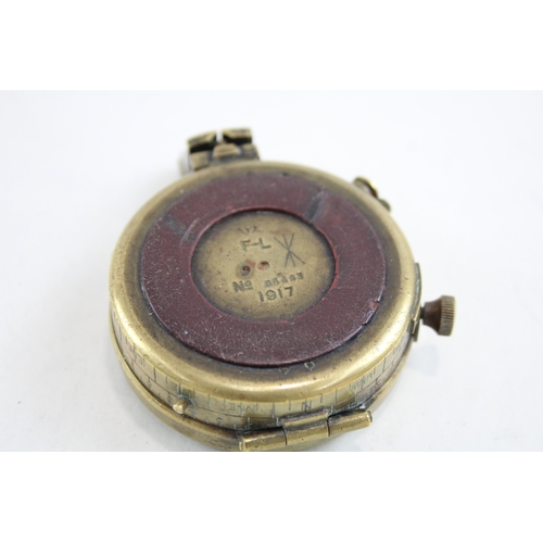 452 - WW1 1917 Dated British Military Compass 6yF-L