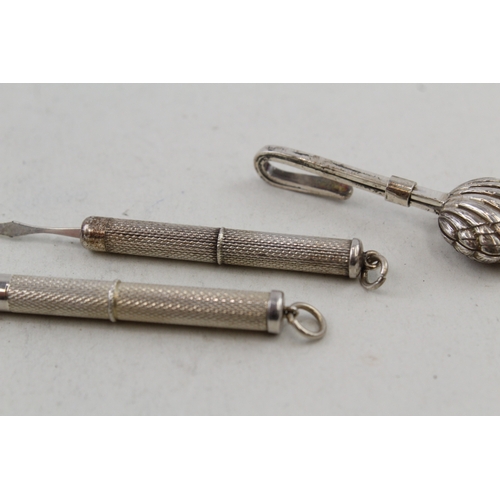 26 - 3 x .925 sterling silver toothpicks & napkin clip