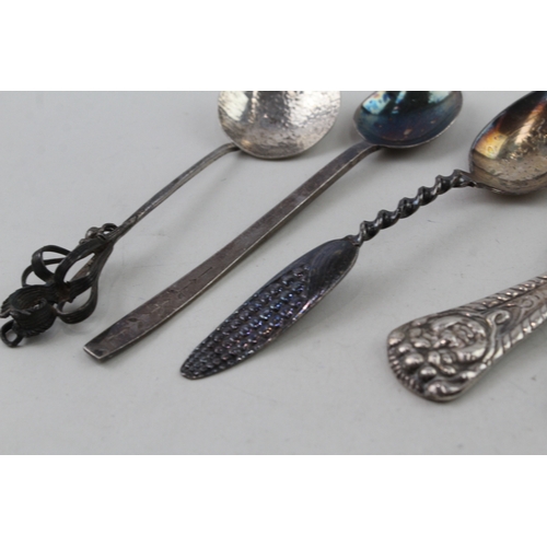 29 - 6 x .925 sterling silver assorted spoons inc novelty