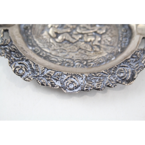 96 - .800 silver cherub detailed ashtray