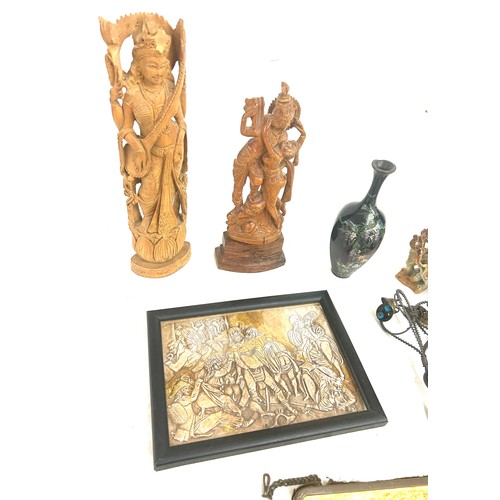 91 - Selection of oriental items includes wooden items, trinkets etc