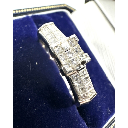 128 - 18ct diamond set with 1.64 ct of diamonds weight 6g