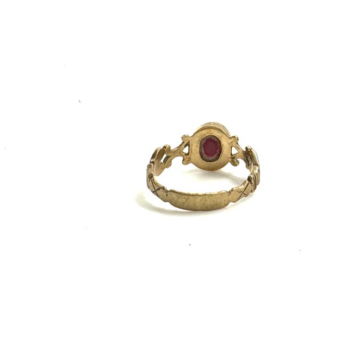 582 - Antique 9ct gold Cabachon garnet ring, UK ring size, approximate weight 2.6g