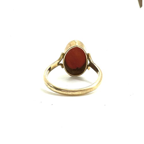 554 - Vintage 9ct gold coral ring, UK ring size, approximate weight 3.2g