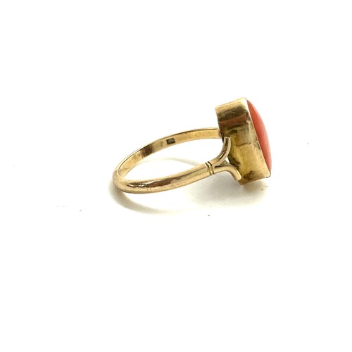 554 - Vintage 9ct gold coral ring, UK ring size, approximate weight 3.2g