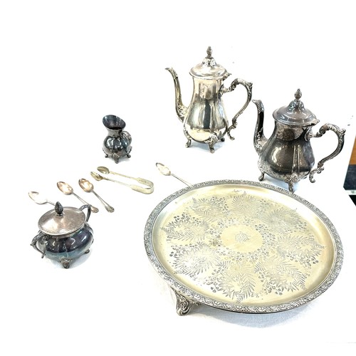 113 - Selection of silver plated items to include a tray etc