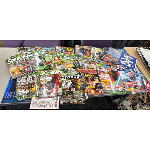 42 - Large selection of collectable magazines to include ' Empire' ,' Match of the Day' , ' XBOX', 'Escap... 