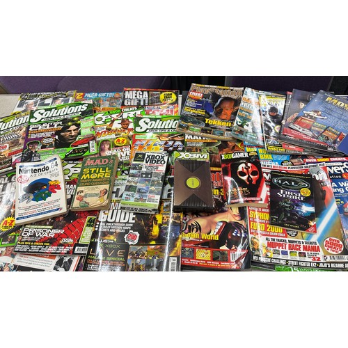 42 - Large selection of collectable magazines to include ' Empire' ,' Match of the Day' , ' XBOX', 'Escap... 