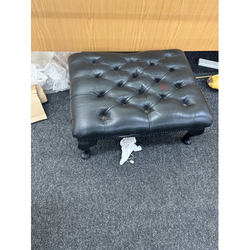 522 - Black leather chesterfield stool