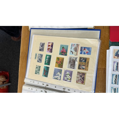 221 - Large stamp collection, 6 full packed albums, British common wealth and world wide