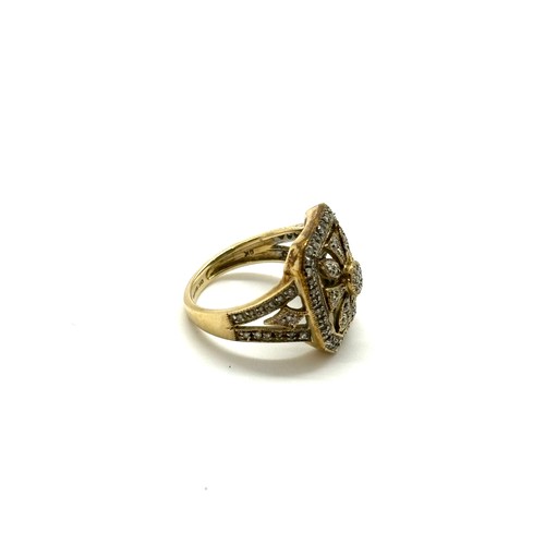 437 - 9ct gold stone set dress ring, total weight 4.1 grams, ring size K