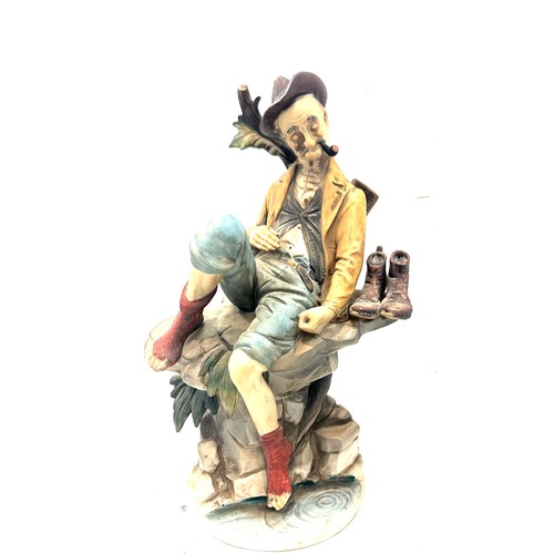 121 - Selection 4 large Capodimonte figures, tallest measures: 11 inches tall