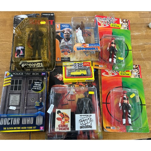 100 - Selection of action figures toys in their original packaging to include ' Doctor Who The Eleven Doct... 